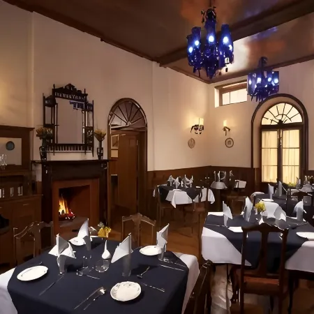 Kluney Manor