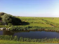Wonderful Stay Near the Beach/Sea - Homestays