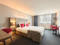 Van der Valk Hotel Liège Congres Hotele w: Liege