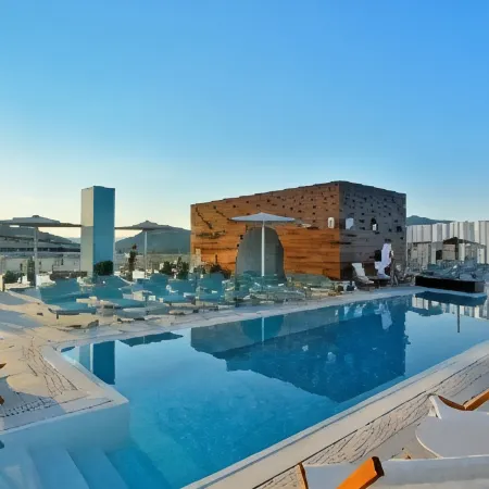 Innside by Meliá Calviá Beach