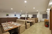Hotel Indraprastha Kozhencherry - breakfast