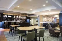 Courtyard Shreveport Airport - bar