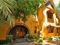 Burwood Bed and Breakfast - Bed and Breakfasts
