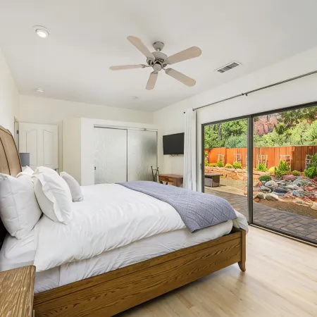 WEST SEDONA RETREAT w/ VIEWS of Coffee Pot Rock!