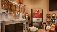 Super 8 by Wyndham McGehee - Pet friendly