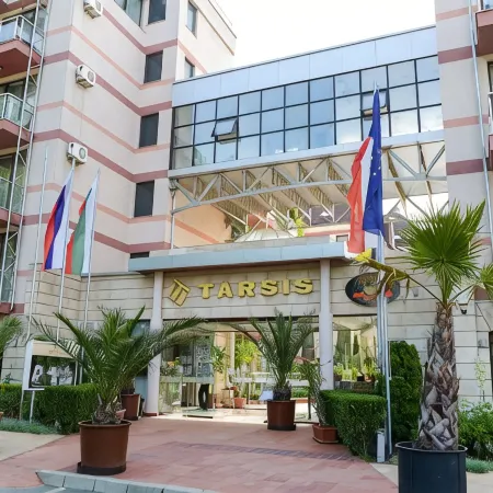 Hotel Tarsis