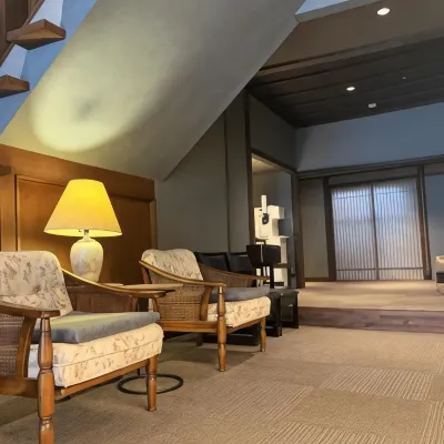 Sakaenoyu Ryokan Hotels near Biwa no Yu