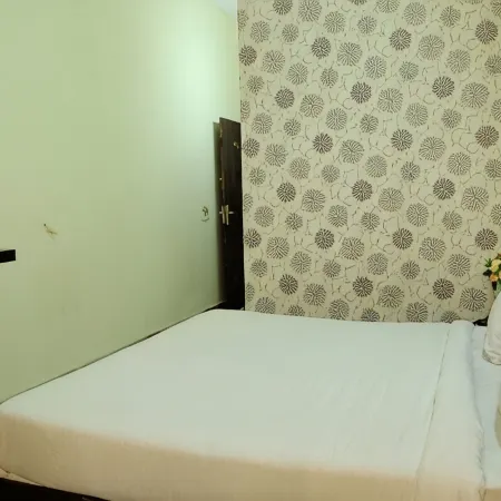 Hotel Livinn by F9
