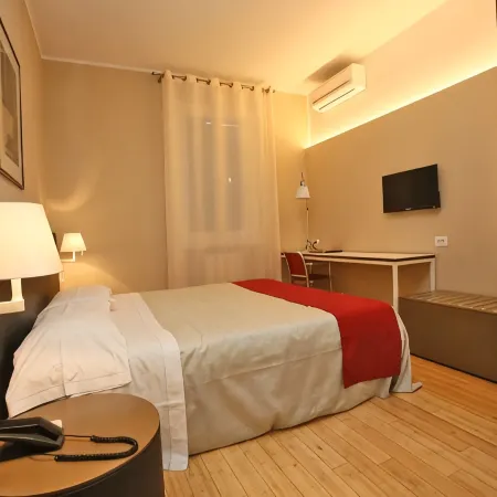 Hotel le Ville Hotels in Modena