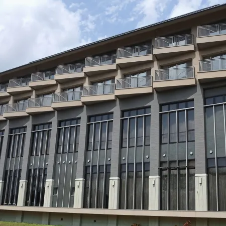 Igashira Onsen Chat Palace Отели в г. Моока