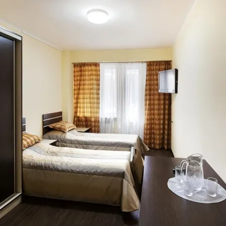 Tsaghkahovit Hotel