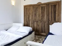 Sea View Dream: 70 Sqm Panoramic Rooftop Terrace with Nature and Sea Views فنادق في بوسادا