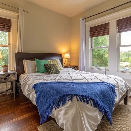 Luxury Austin Retreat, Heated Pool, Hot Tub & Sleeps 15