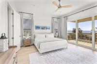 Beach Views, Heated Pool/Spa, Fire Pit, & Golf Green and walkable to downtown! - ติดทะเล