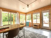 Cozy fireplace, indoor and outdoor games, records! Hotels in Como