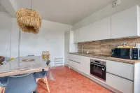 Spacious house for 8 people with garden - บังกะโล