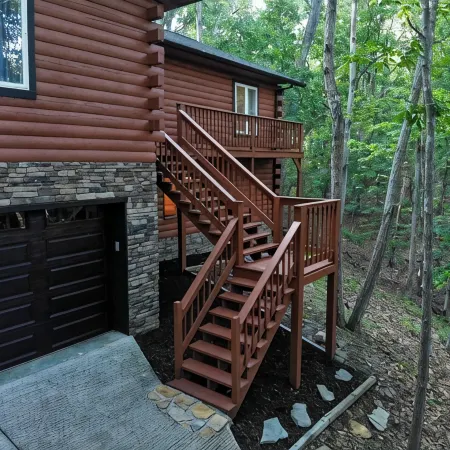 Cub Cabin on Massanutten Resort- Fully Renovated Log Cabin- Hot Tub & Fire Pit