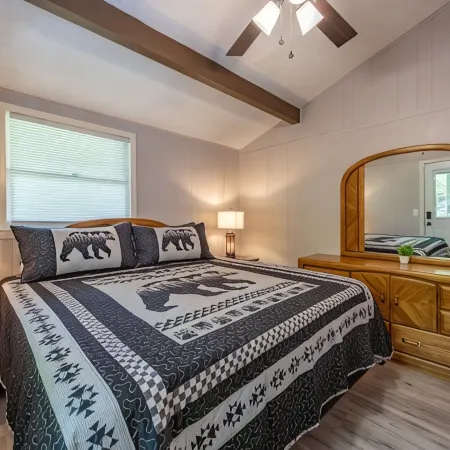 Huge House in Amazing Beech Mountain with Game Room, Hot Tub, Sauna, & Fire Pit!
