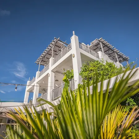 La Casona Blanca Location Location
