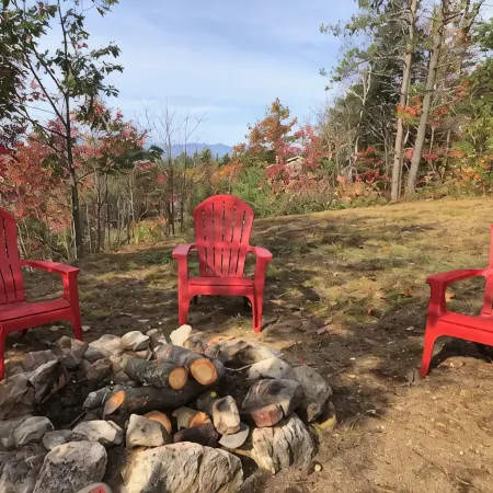 Amazing Lake & Mountain views Gunstock Ski Chalet.