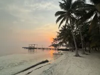 Private Beachfront Villa with Pool. - Villas