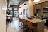 Charming Downtown Troy Stylish Loft • Superhost - 2-Star