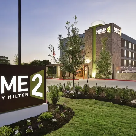Home2 Suites by Hilton Houston Westchase Отели рядом с достопримечательностью «Торговый центр "Уэст-Оукс"»
