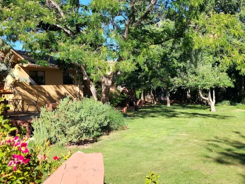 Best Views! Sleeps 8 Large Balcony, Firepit, Lawn, Patio, Wildlife - Balcony