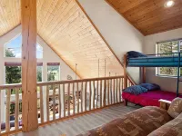 Valley View Cabin, New Hot Tub, Close to Ski Lifts! - Pools