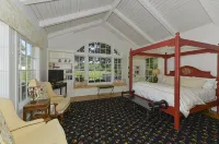 St. Helena, Walk to Town, on Vineyard, Pool, One Acre/Private, Permit STR25-001 - balcony