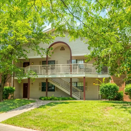 2BD 2BA WALK-IN CONDO INDOOR/OUTDOOR POOL HOT TUB