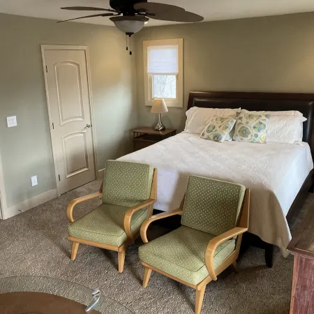 Big, very private country house where everyone can finally get together 🤙🏼
