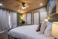 New!!!Thuja Hideaway next to NewRiverGorge. Amazing star gazing. Pet friendly! - 3-Star