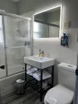 Golf and Stay house is next to Twin Oaks Golf Course. Lovely 9 hole golf course. - 2-Star