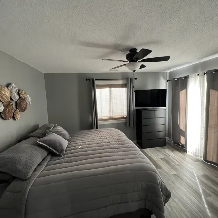 Luxury condo at Mark Twain Lake
