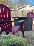 The Red -Hot Tub · Game Room · Fenced for Pets - 3성급