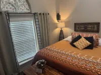 Maxwell 2Bdrmbath Suite-Niceoutdoor Kitchenonly-Pvt Lighted Pier on Baffin Bay - 3-Star