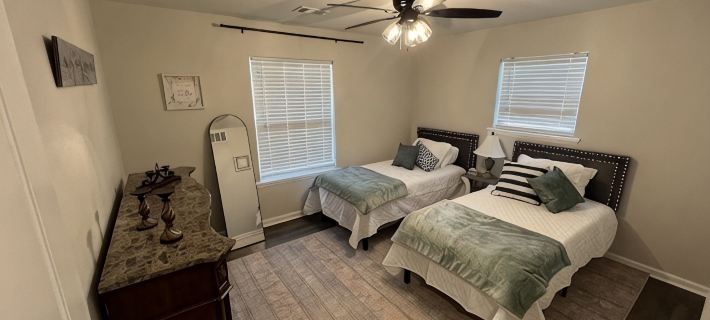 The Lily Pad. 3 bd/1ba. 4 beds. Center of town! Fenced backyard! Ξενοδοχεία στην πόλη Fort Smith