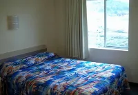 Motel 6 Roseburg, or - 2-Star