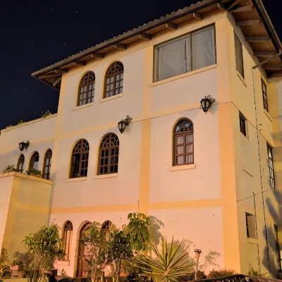 Kituandes Hotel Hotels near Cafe Libre Cafe