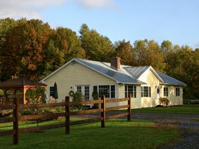 Falcon House: VT Modern Chalet w/Sauna on 25 Acres - Hike - Bike to Village