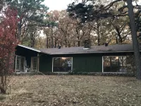Russellville Lake House- waterfront with private dock - 3성급