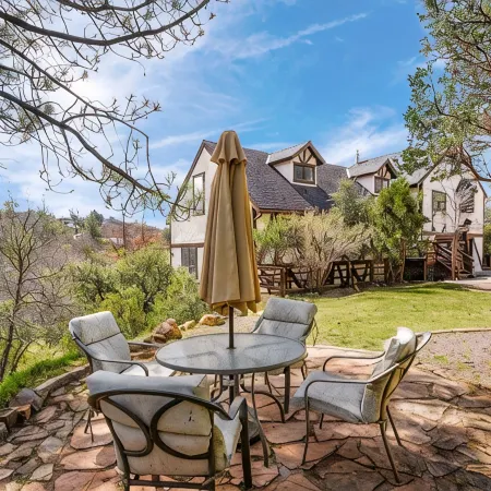 Big 5bd Julian Country Home! 5min to downtown Julian, wineries, hiking.