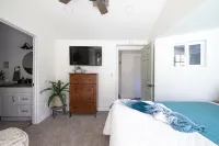 Cozy Cabin in the Pines Address: 4763 S View Rd Prescott AZ 86303 - Hytter