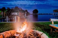 Kick Back and Relax at This  Cozy Lake Front Retreat! - 3-Star