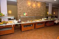 Ivana Palace Hotel - Free Parking - breakfast