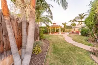 Private Resort style villa at San Diego-heated salt pool-Hot Tub-86" TV - 民宿