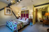 The White Hart Royal, Moreton-in-Marsh, Cotswolds - Pet-friendly