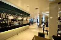 Hotel Bicentenario Suites & Spa - bars