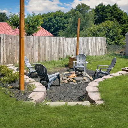 Cozy Modern Home Near Wsu,  Pet-Friendly, Fast Wi-Fi & Fire Pit 풀먼 호텔